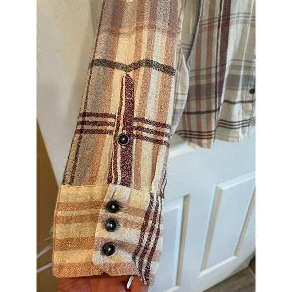 Free People wesley ivory plaid button down top - Size: Large - Picture 5 of 9